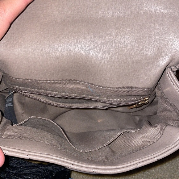 Grayish bag - Picture 3 of 4